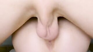 A pussy squirts all over the dick in an amazing amateur video