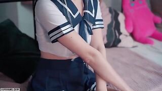 A kawaii schoolgirl got creampied and received a facial