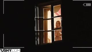 Scarlett proves how scandalous she can be with intense anal action