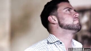 A sex addict, Charlotte Sins, convinces her therapist to engage in sexual activity