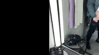 I came to the fitting room and got fucked by a stranger