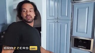 Phoenix Marie cheats on her hubby with his friend and her old partner