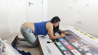 I fucked my stepmom through a box, she thought it was the dad