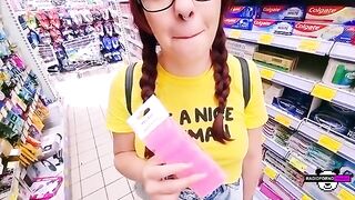 I've sucked a cock for 40 euros with my neighbor in the car