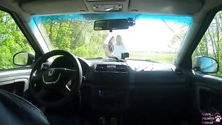 A girl lost to rock-paper-scissors and had to please a stranger