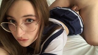 A stepsister shot a video of her tight pussy being fucked hard - BellaMurr