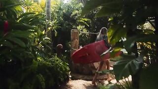Petite babe has sex with her boyfriend directly in the sea