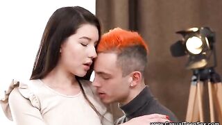 Day pickup leads to a steamy sex hookup with a young babe