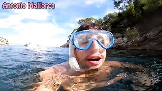 I was sailing with my friends and a mermaid slut came to fuck