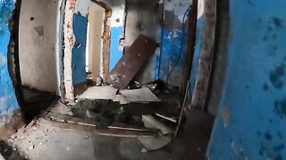 Walk around the horrible buildings with my hot babe
