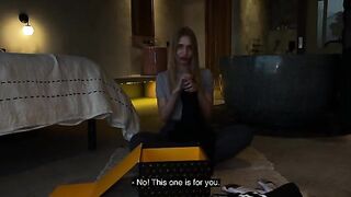 A babe from California unboxed something exciting and had intense sex