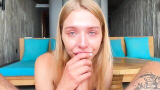 The Californiababe is cheating on her husband during a therapy session