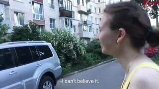A sexual girl met a stranger and fucks with him in the city