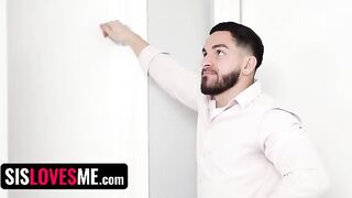 Clever stepsis Vivian Taylor makes her stepbrother knock her up