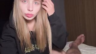 Ladies of IT also like to suck, as proven by this hot Californiababe scene