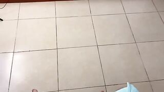 I gave a massage to my best friend’s stepson and got cum