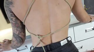 My stepbrother dry humps my pussy in sexy jeans