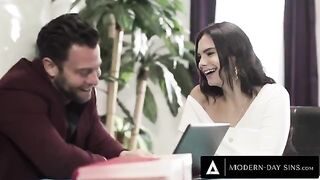 Violet Starr gets fucked hard by client in cheating scenario