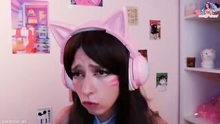Gamer girl Dva fucks while playing Overwatch