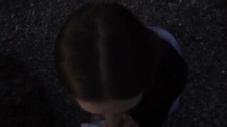 Girl was fucking with boyfriend on the beach and friends spotted them