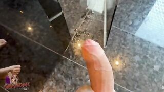 I spotted an Austrian chick in the shower and jerked off