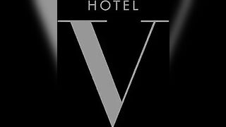 Two hungry girls seduced the employee of the hotel to have a threesome