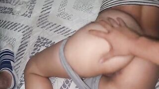 He fucked her in his pajamas, she noticed and swallowed