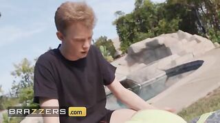 The stunning MILF Dee Williams and her stepdaughter Daya Knight share a cock ride