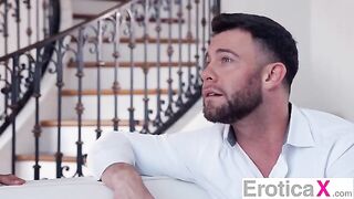 The surprise threesome with a hot beauty and an intense finish - EroticSex