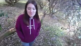 A young guy screwed a pretty mom in the garden for fun