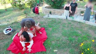 Brunette woman has sex with a stranger on the meadow, getting creampied