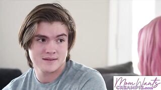 The stepson learned a lesson about sex from his gorgeous stepmom Aaliyah Love in a steamy scene