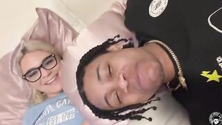 Fat PAWG Rharri Rhound smokes and fucks with Lil D