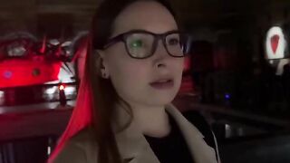The stepfather fucked his stepdaughter after school, exploring her tightly