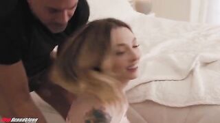 The babysitter left a cookie trail for the daddy, leading to hot sex