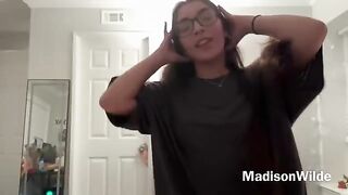 Skinny Latina teen gets her BF’s cock worshiped properly
