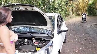 I got my car fixed by a stranger, and I fucked him like a slut