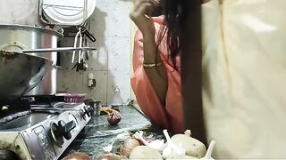 Desi threesome sex video with Mumbai AsHu’s intense flavor