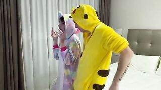 The cute girl was kneaded by her stepbrother after tiktok recording