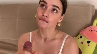 A beautiful woman promised to make a gentle blowjob