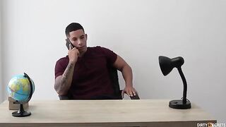 I met an agent who wanted to see my huge cock, so I fucked him