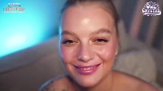 A stepsister is getting fucked instead of playing a game