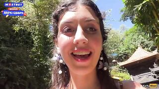 Public blowjob and cumwalk in waterfall with many people around