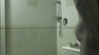 Bath sex with drunk Russians, a steamy homemade scene
