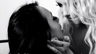 Two lesbians fuck each other with dildo, vibrator and fingers