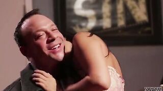 I caught my GF cheating, so I fucked her anyway