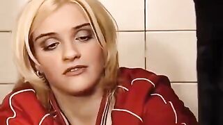 A girl ended up having sex in the toilet by accident