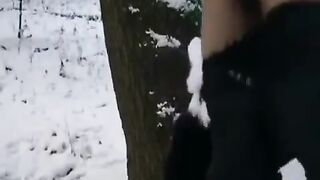 A couple tried to freeze their intimate moment, inspired by the "Freeze" channel's unique twist