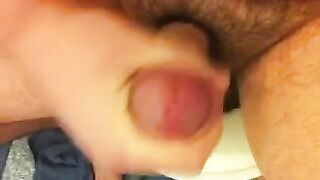 A model has a private session in front of the webcam and performs a handjob