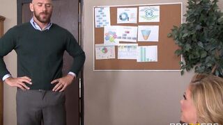 The employee was fucked by his boss on the table with Cherie